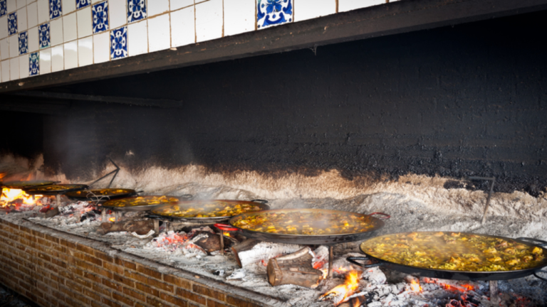 The Ultimate Guide to Spain Pans: History, Uses, and Care