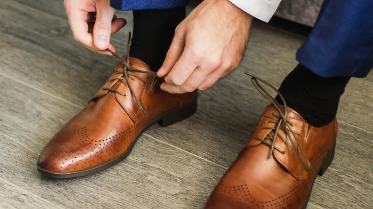 The Ultimate Guide to Men’s Shoes: Styles, Types, and FAQs